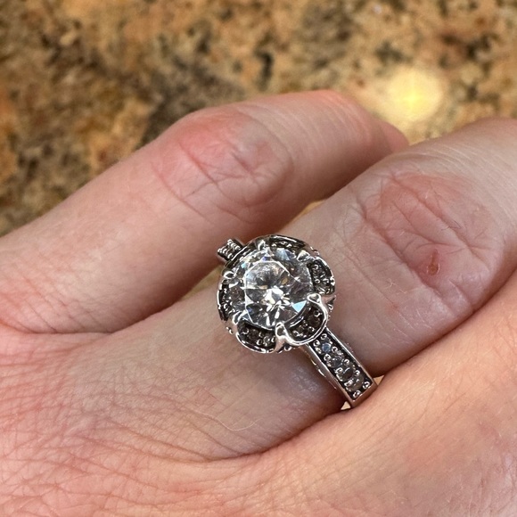 CZ ring by Verragii - Picture 10 of 10